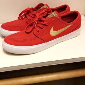 Nike SB Janoski